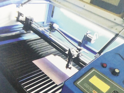 CO2激光雕刻切割机