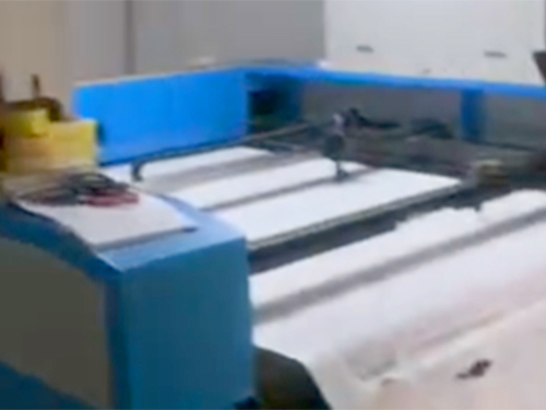 全景双轨切印花切割机